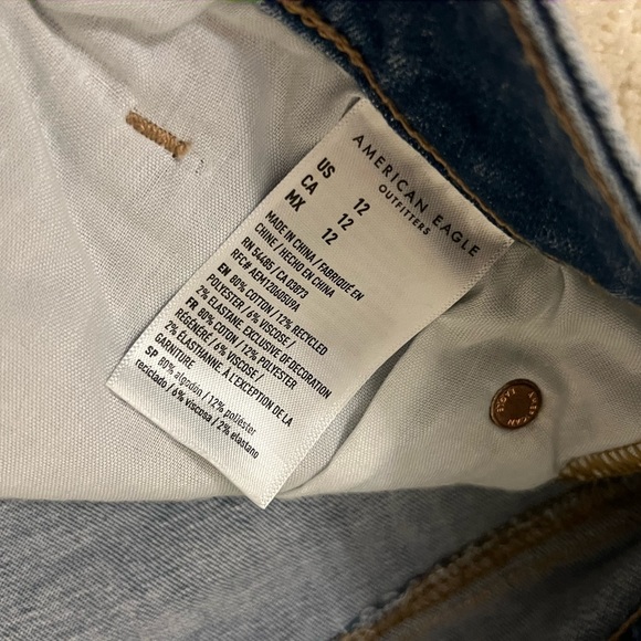 American Eagle Jean shorts size 12 MIDI embellished - Picture 4 of 6